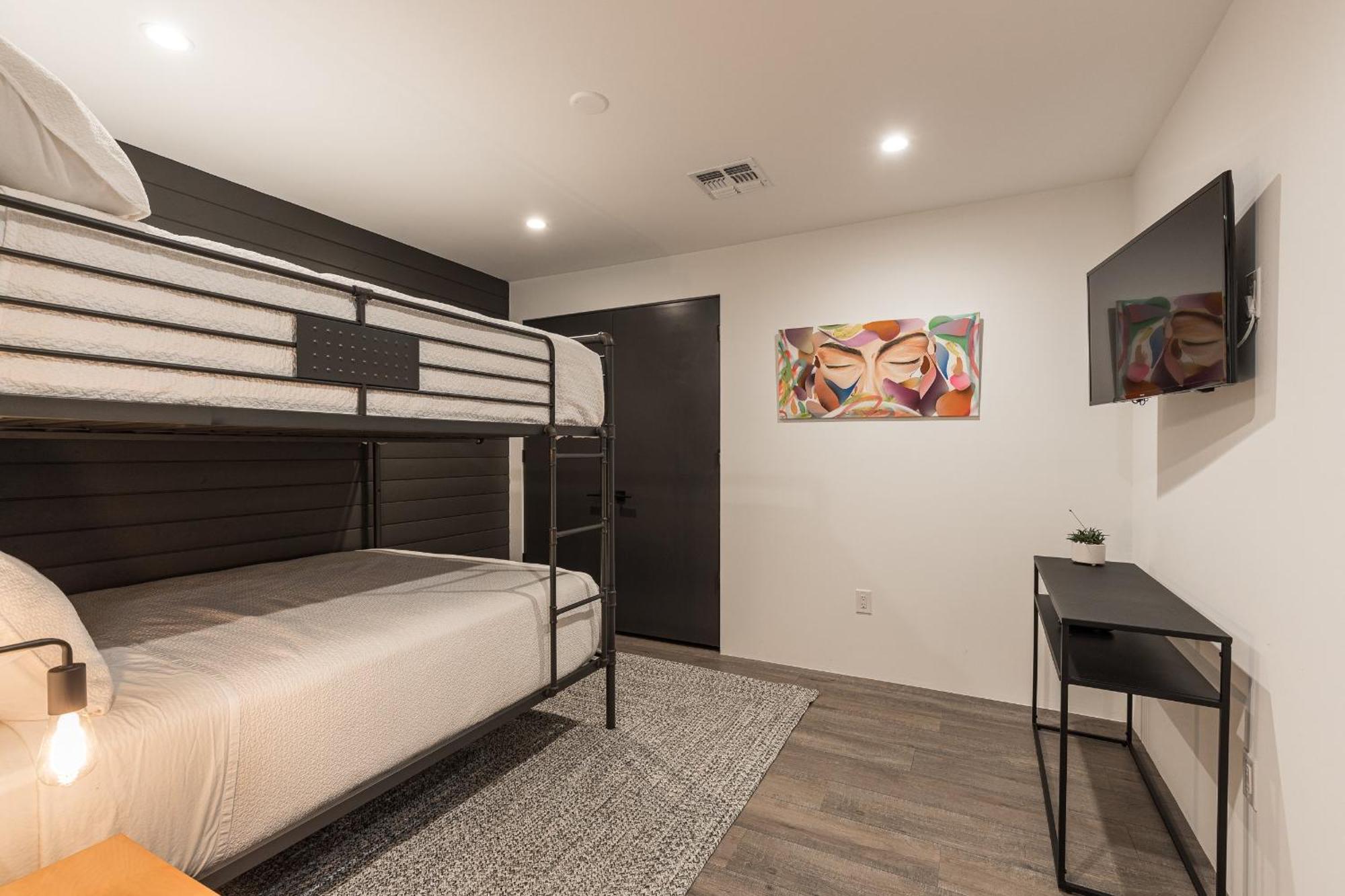 Luxury Micro-Resort, Theater, Sauna, Heated Pool Phoenix Extérieur photo